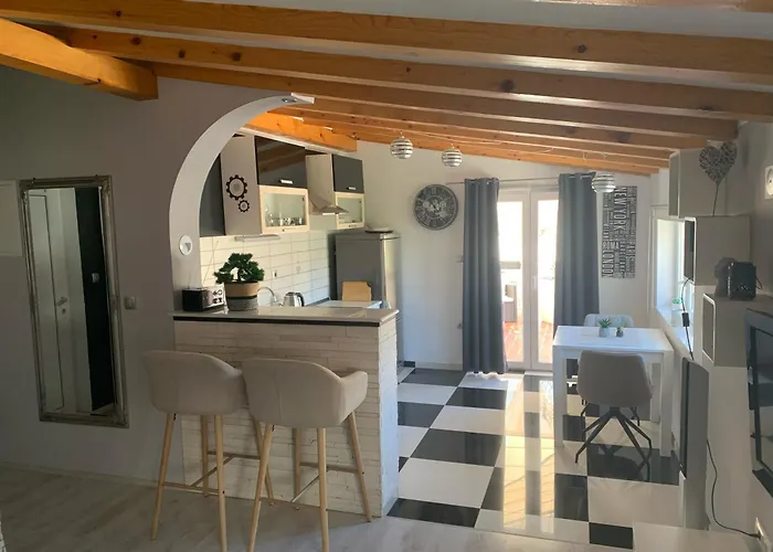 Igor & Dragica * Vodice