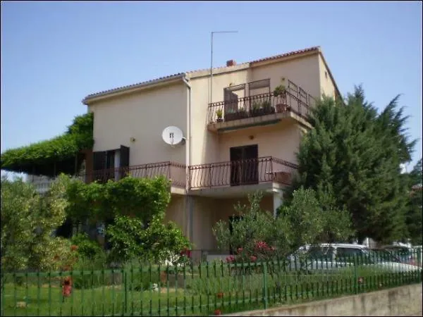 Igor & Dragica Apartment Vodice